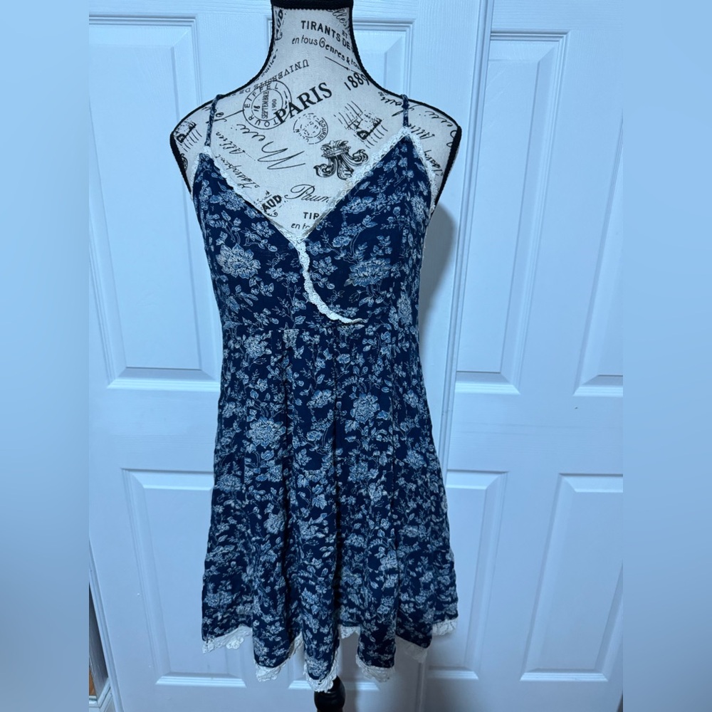 Large short dress $5 final